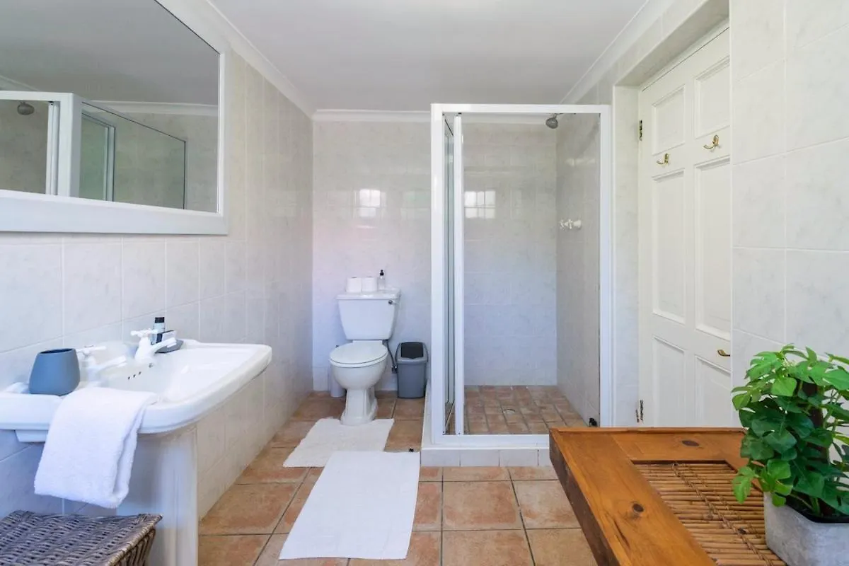 Spacious Family Home In Constantia With Pool Cape Town Holiday home