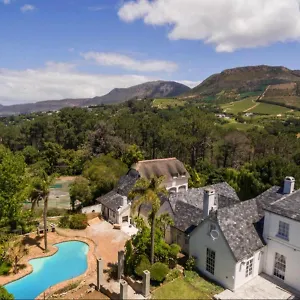 Hotel Akamah Estate, Cape Town